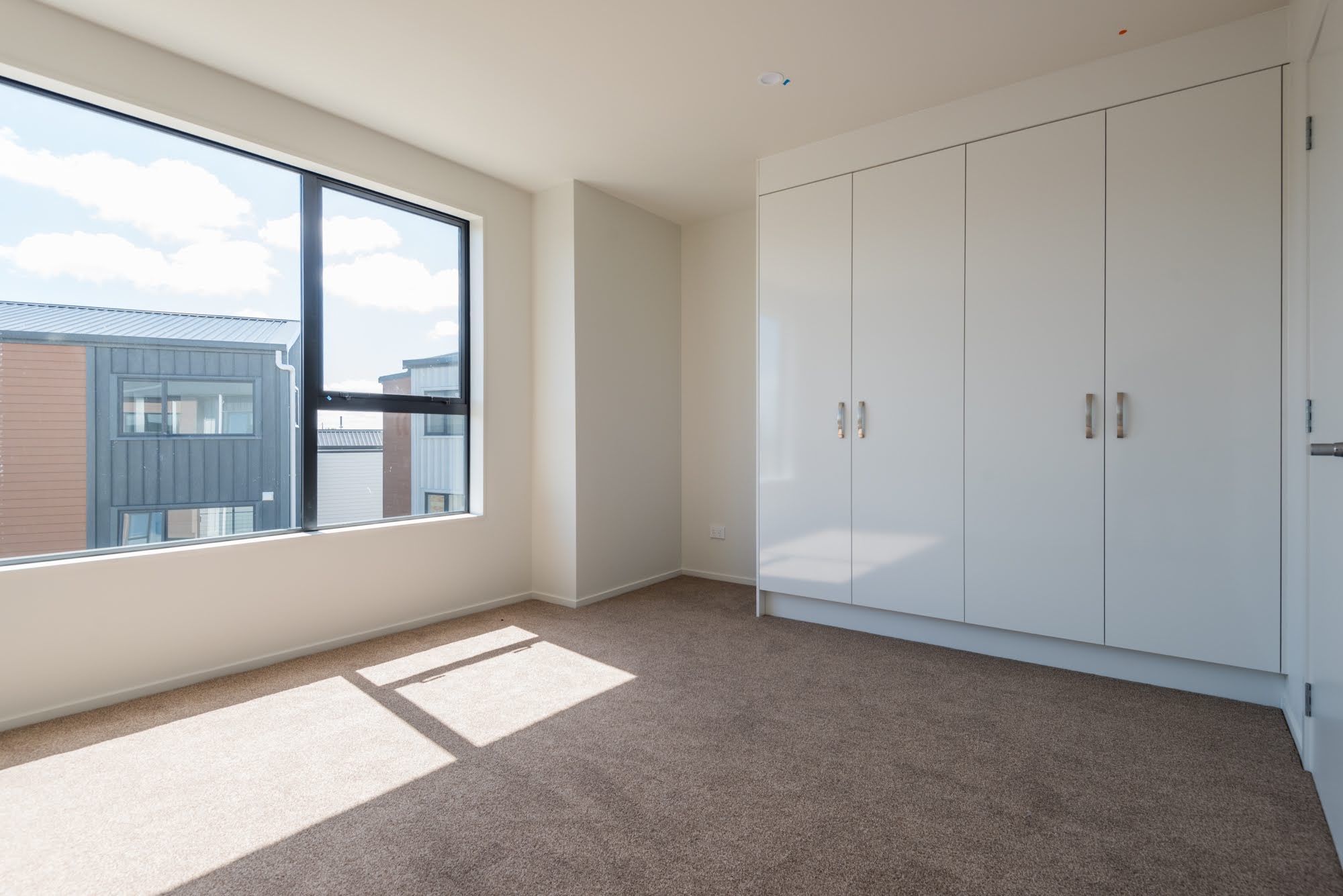 Russell Terraces bedroom